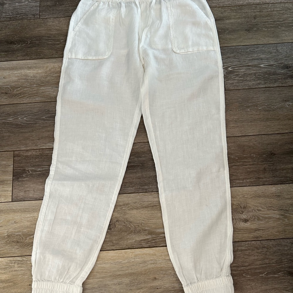 Women’s white linen pants